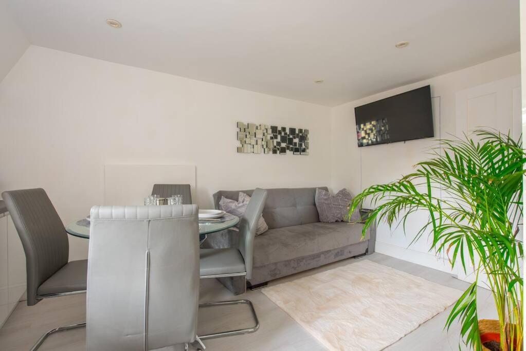 Parade Gardens Boutique Apartments- Central, Grade I Listed, 4K Tvs, Hidden Views Bath Exterior photo