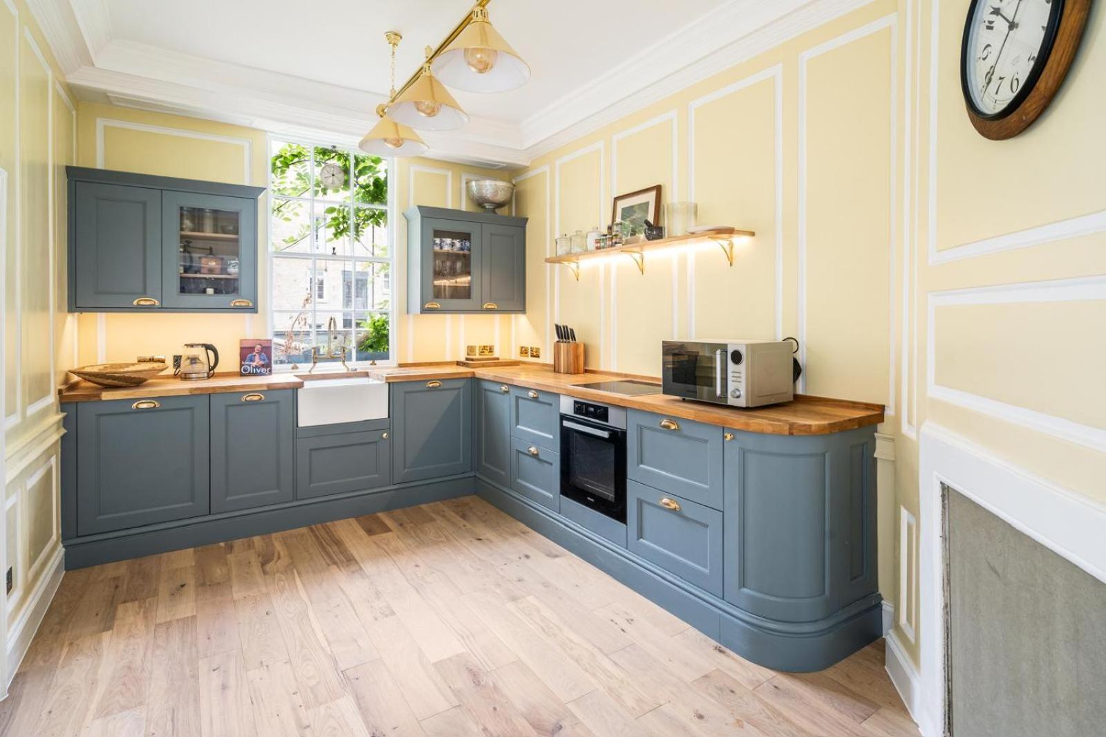 Parade Gardens Boutique Apartments- Central, Grade I Listed, 4K Tvs, Hidden Views Bath Exterior photo