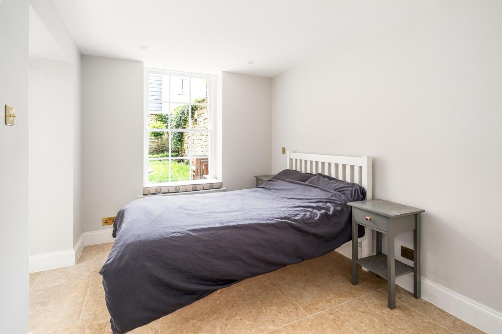 Parade Gardens Boutique Apartments- Central, Grade I Listed, 4K Tvs, Hidden Views Bath Exterior photo